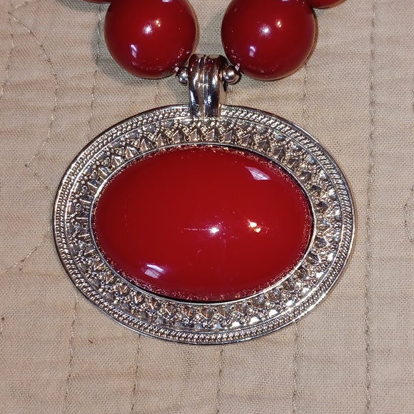 Red and silver costume necklace with pendant - Picture 2 of 6